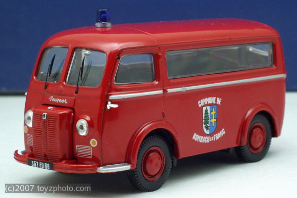 Corgi Ref.Nr.70605, Peugeot D3A Pompiers Rombach 68