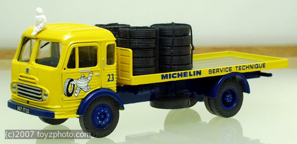 Corgi Ref.Nr.72905, Simca Cargo Michelin Bibendum Pneus