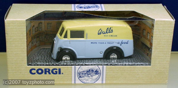 Corgi Ref.Nr.99801, Morris J Van Walls Ice cream