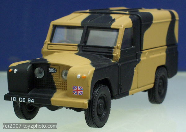 Corgi Ref.Nr.07501, British Army Land Rover and Trail