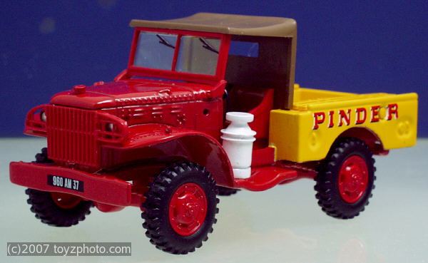 Corgi Ref.Nr.51704, Dodge and trailer PINDER Grizzly