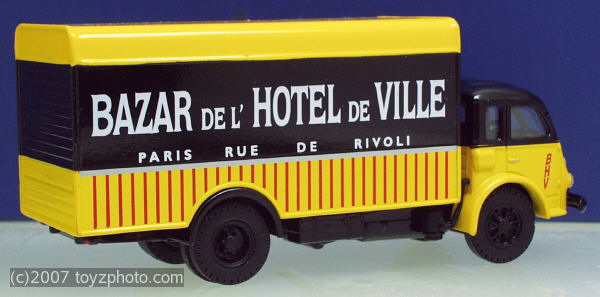 Corgi Ref.Nr.71411, Renault Faineant BHV Rivoli Paris