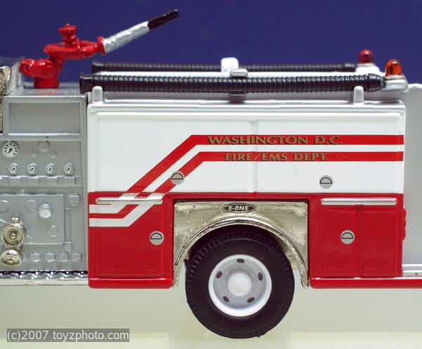 Corgi Ref.Nr.54706, E1 Side Mount Fire Engine Washington