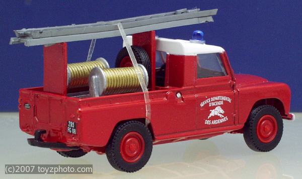 Corgi Ref.Nr.07415, Land Rover Pompiers des Ardennes